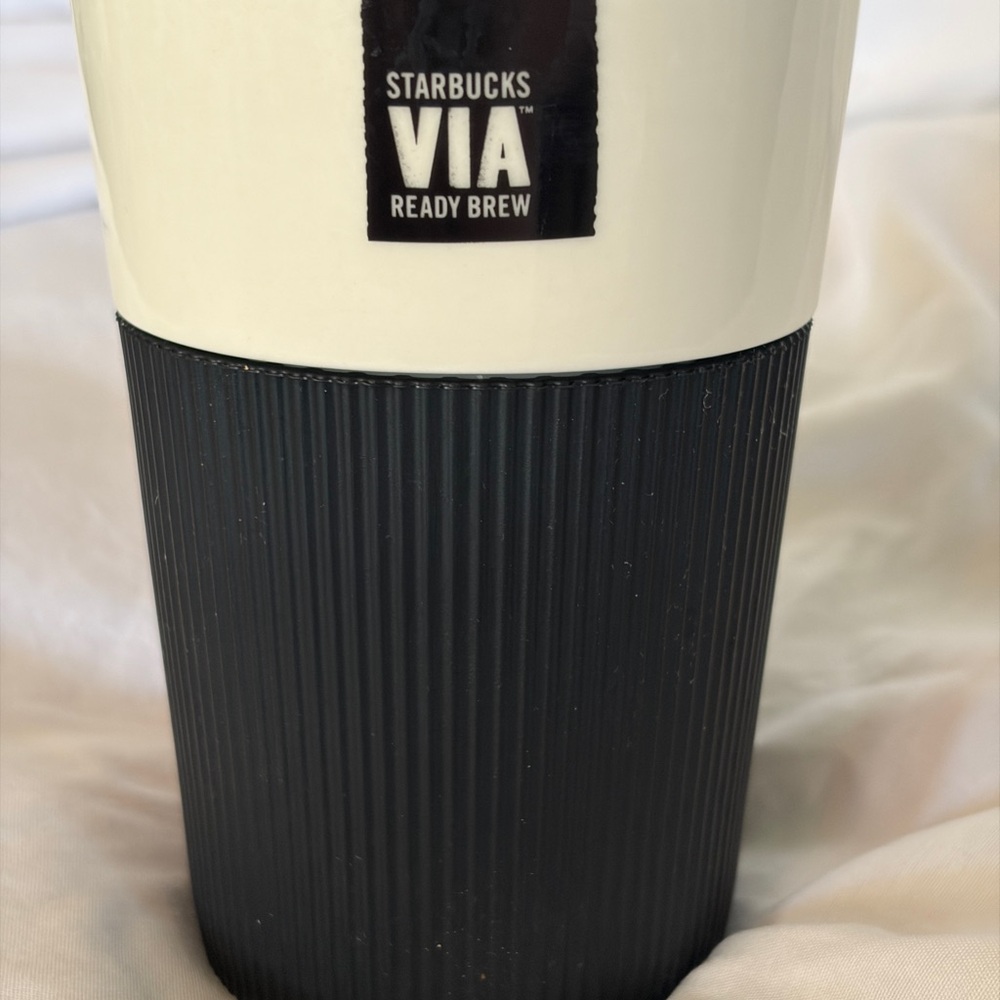 Vintage Starbucks VIA Ready Brew Black & White Ceramic Travel Mug ~ 2011